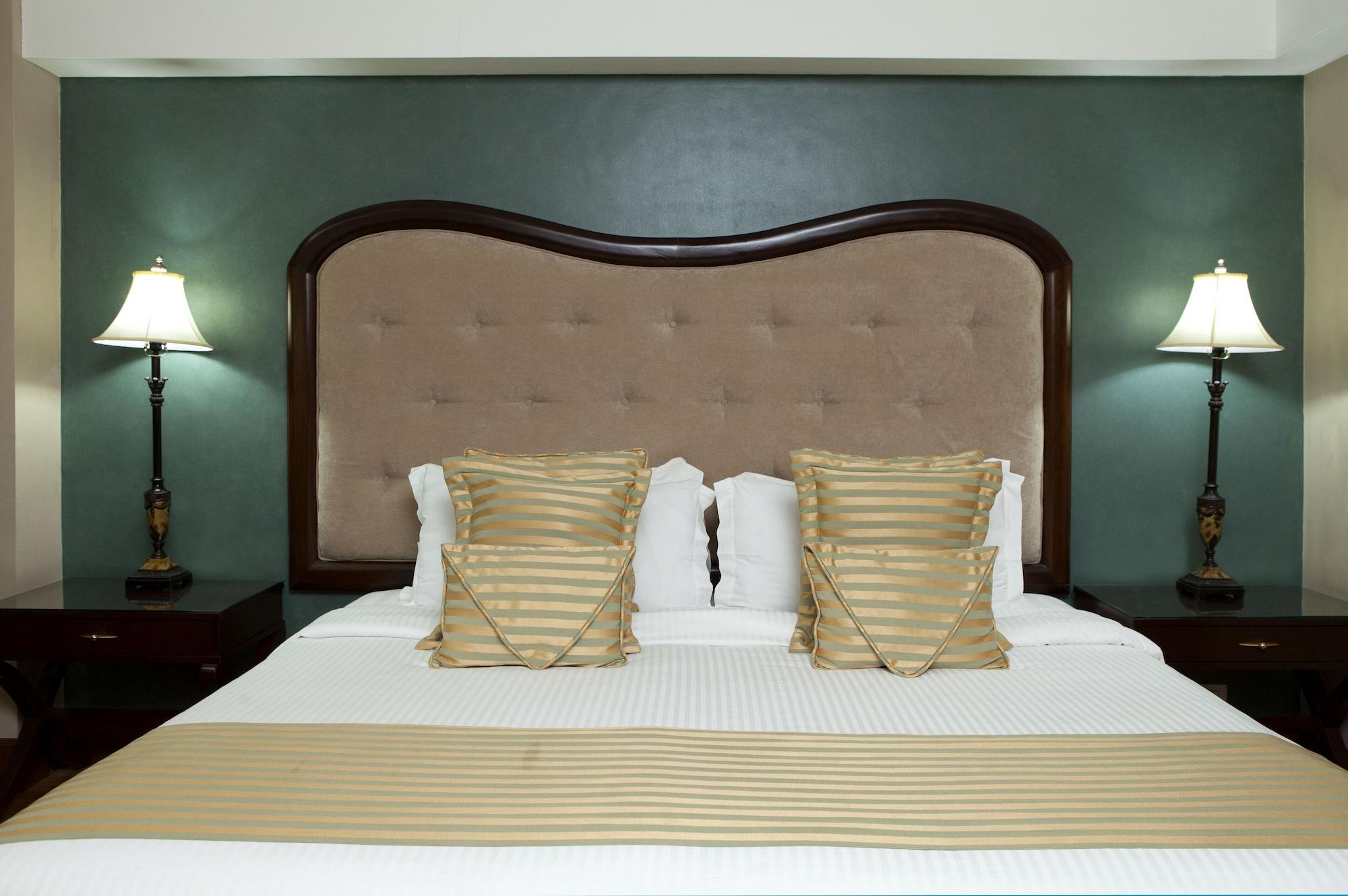 Hotel Celeste Makati Makati City Esterno foto